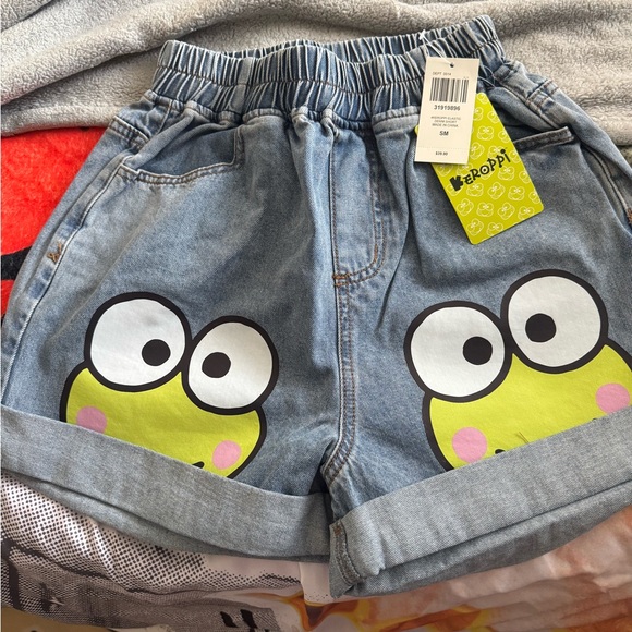 Keroppi Face Elastic High-Waisted Denim Shorts - Picture 5 of 11